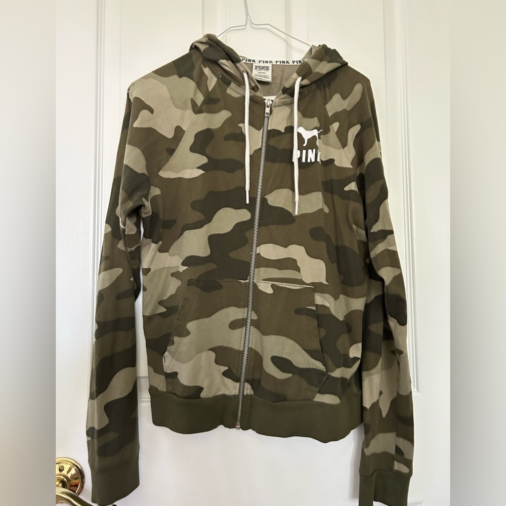 teen green jacket